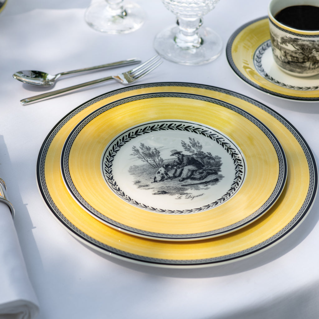 Audun Dinnerware set