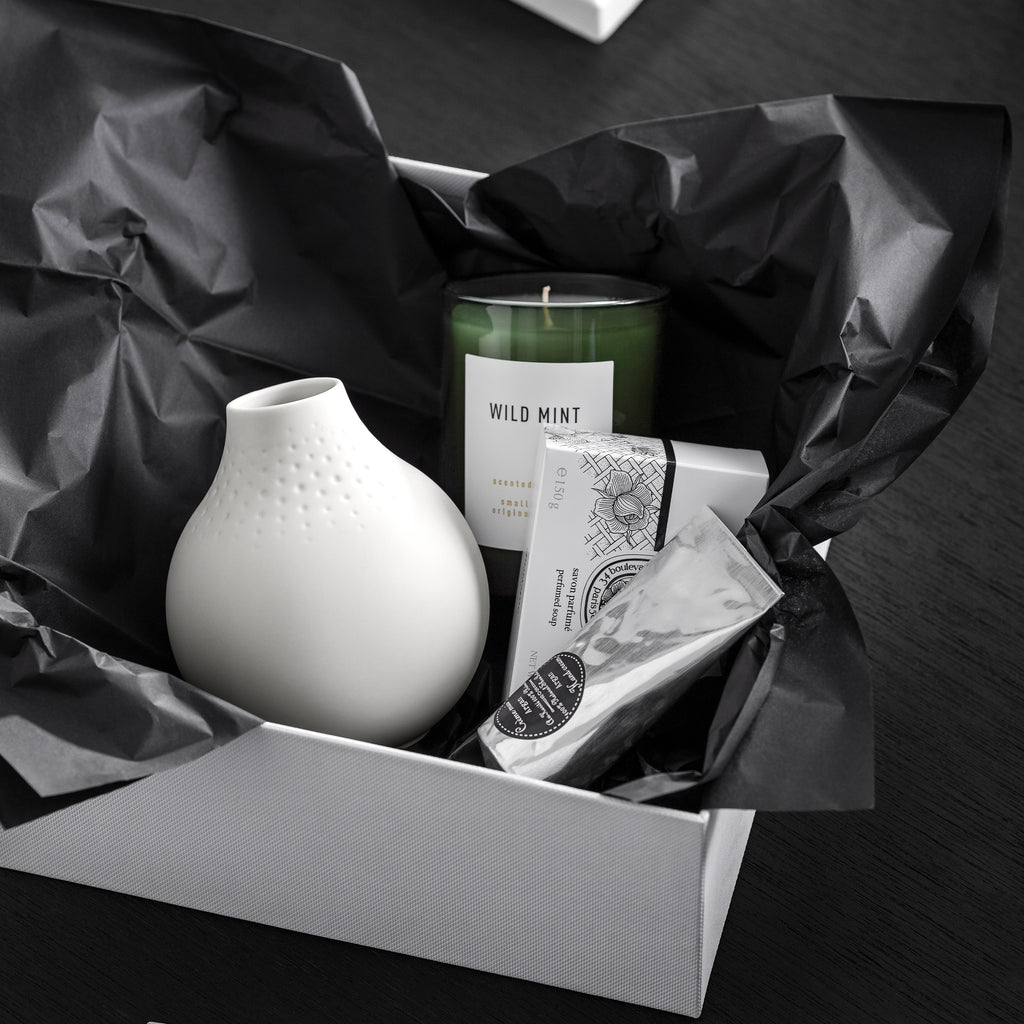 Manufacture Vase