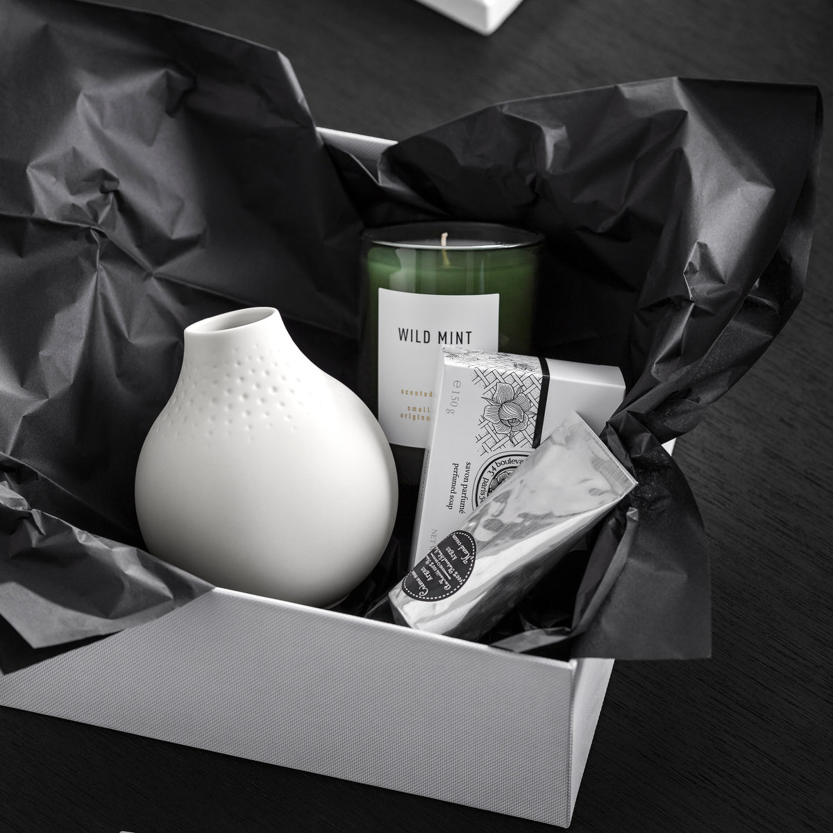 Manufacture Vase