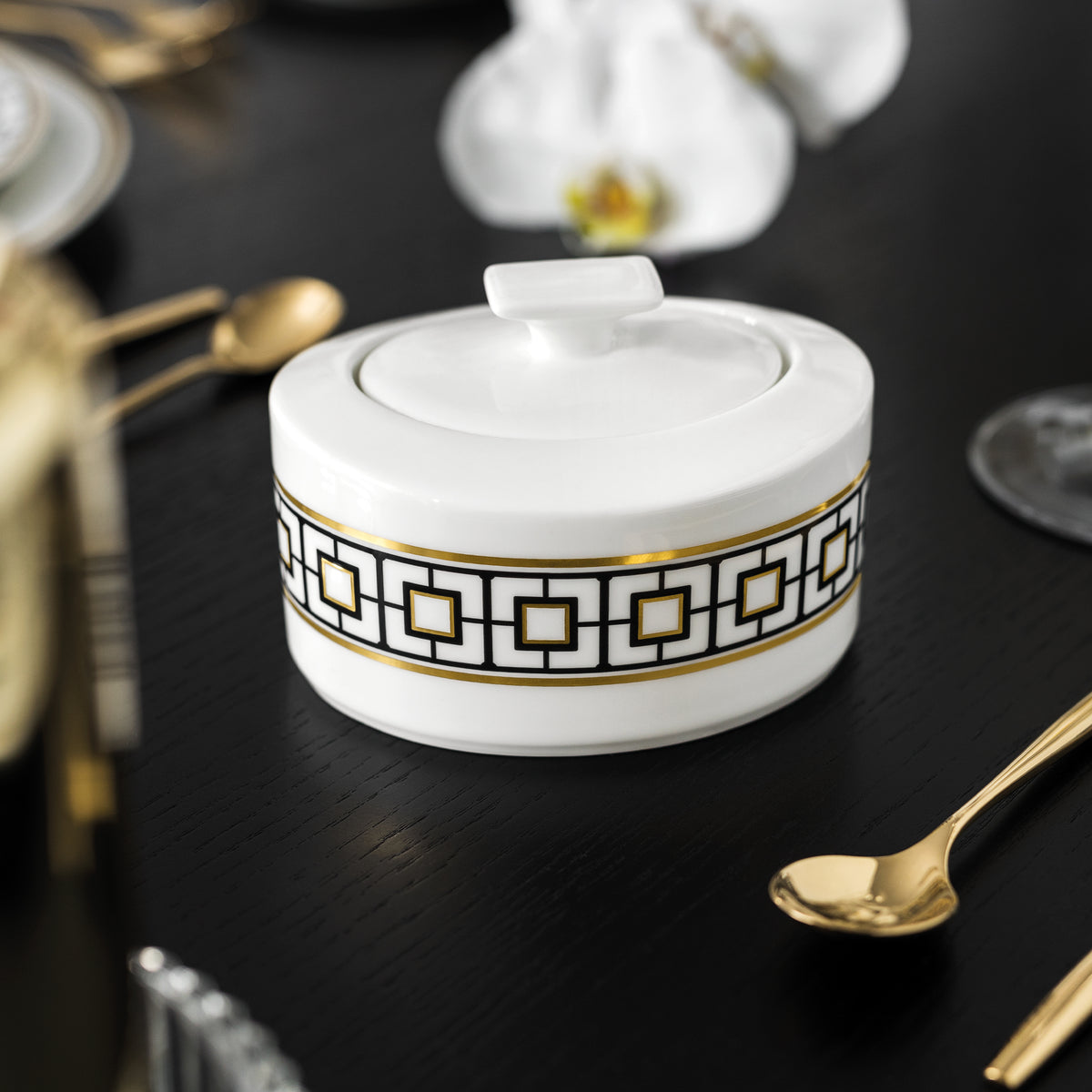 MetroChic Sugar bowl
