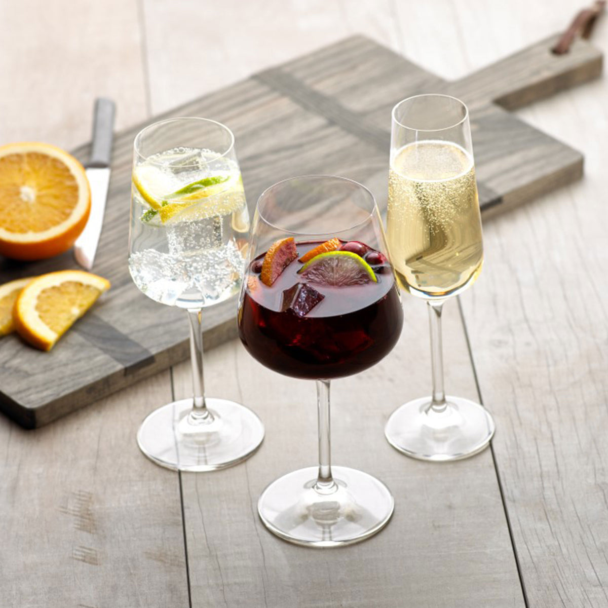 Ovid White wine glass