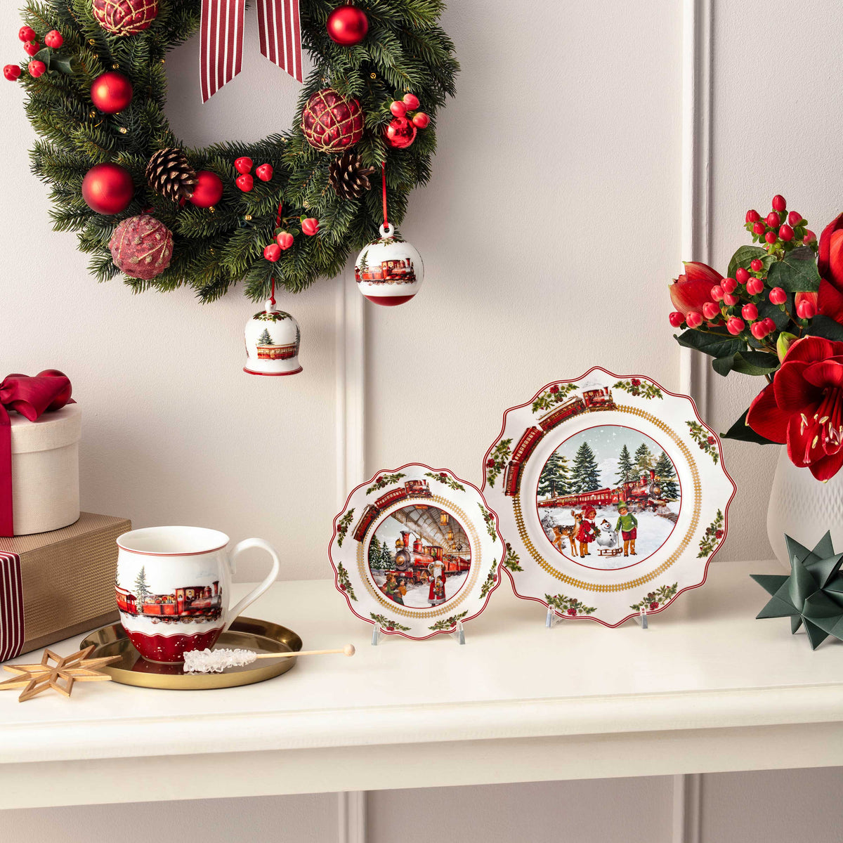 Annual Christmas Edition Plate