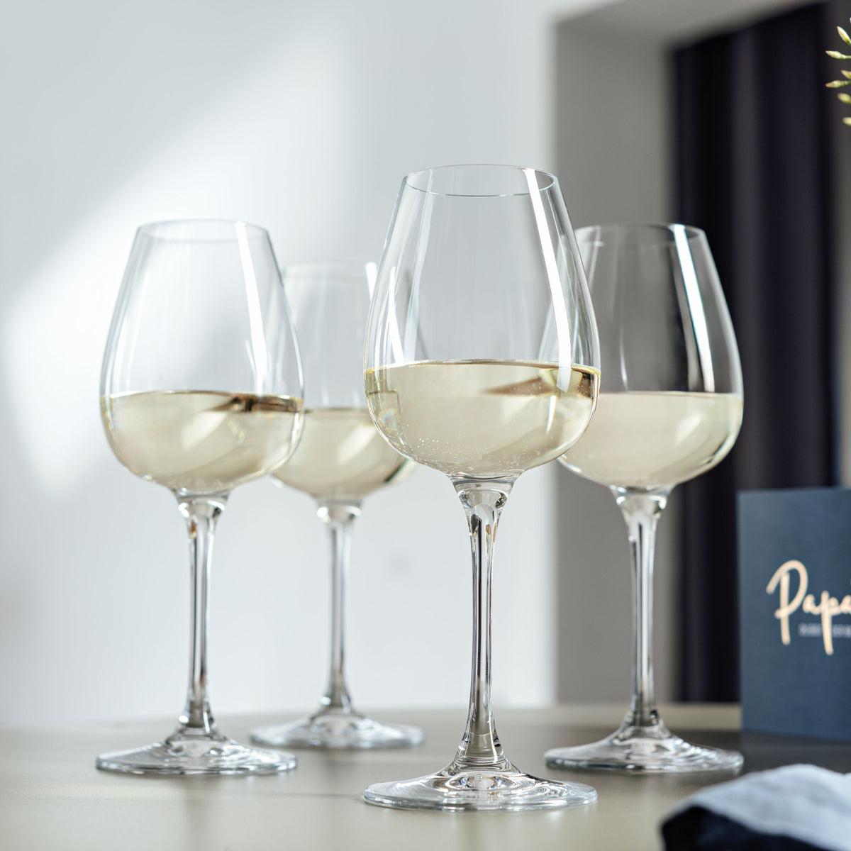 Purismo White wine glass