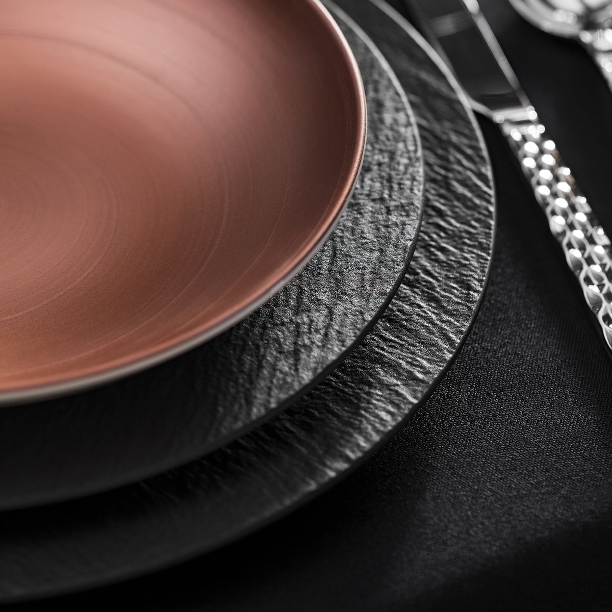 Manufacture Serving/ Under Plate