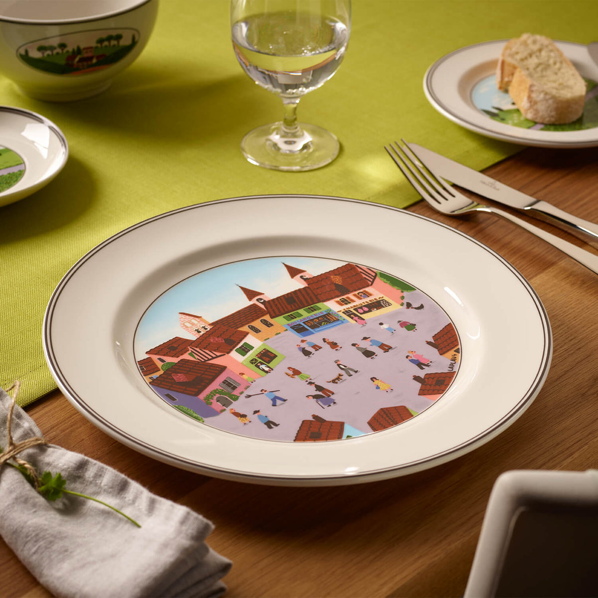 Design Naif Dinner plate