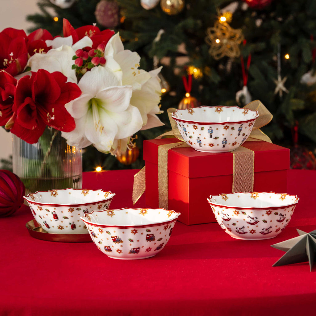 Toy's Delight Bowl set