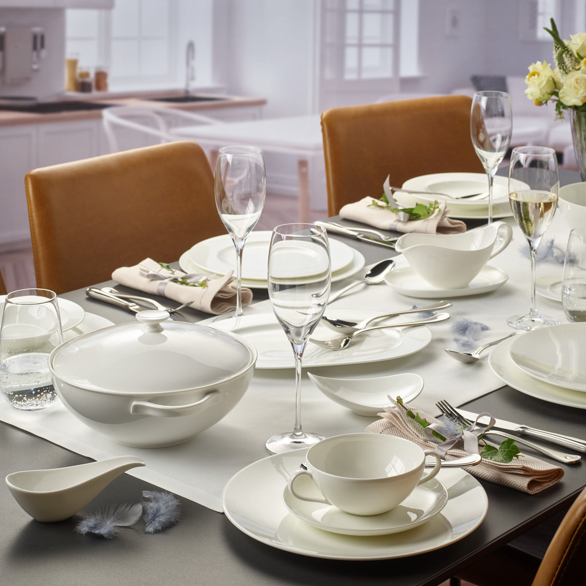 Anmut Gravy boat