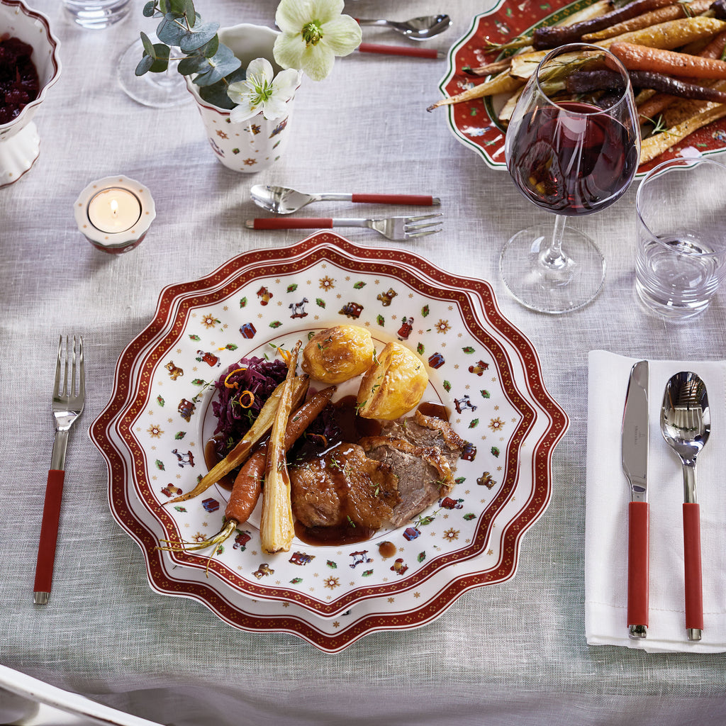Toy's Delight Serving/ Under Plate