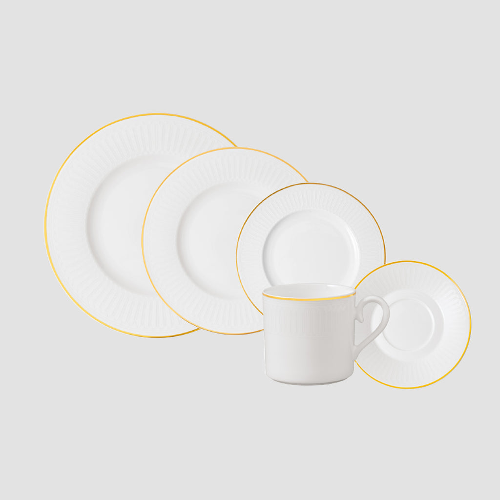 Chateau Septfontaines Dinnerware set