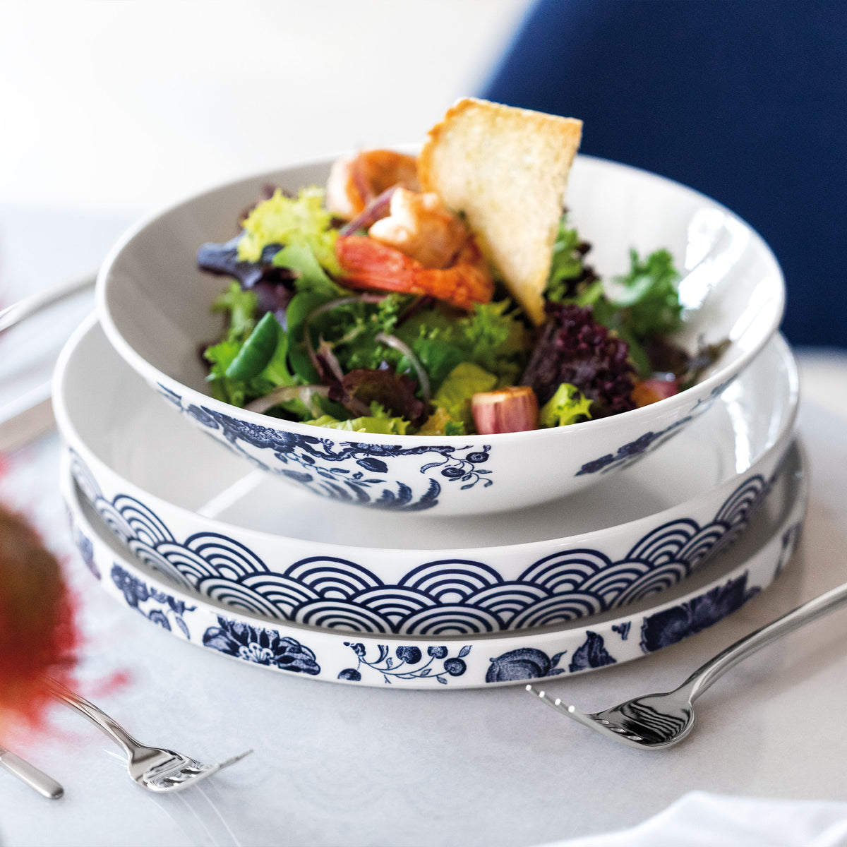La Boule Dinnerware set