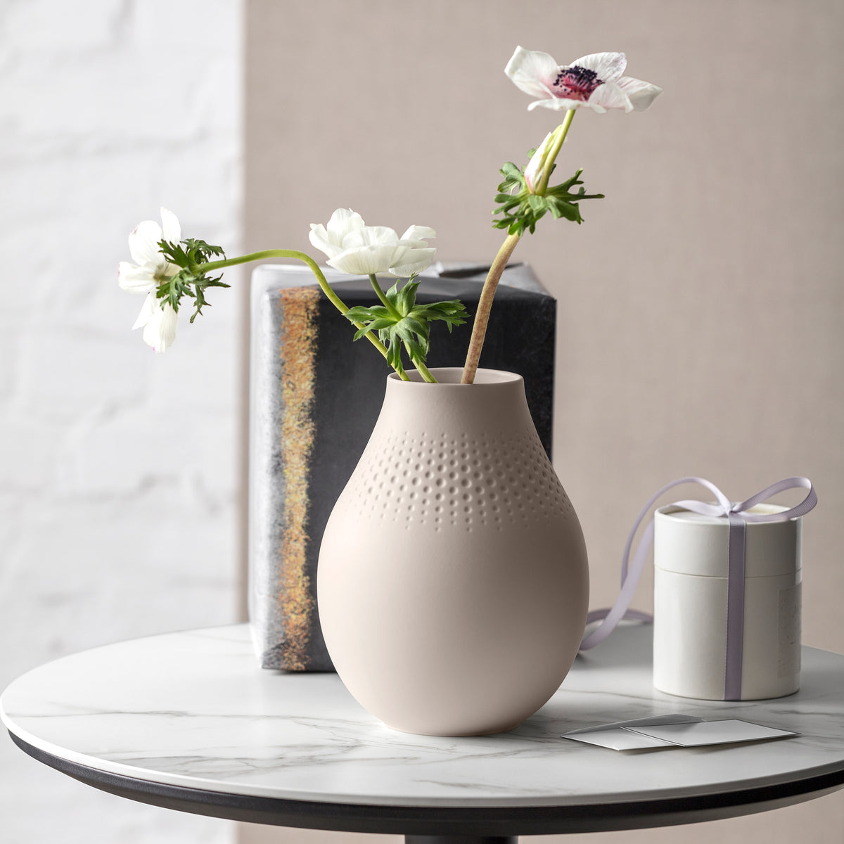 Manufacture Vase