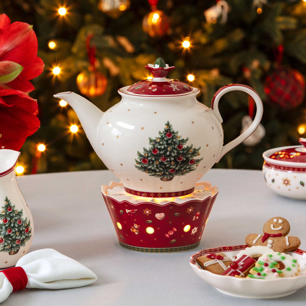 Toy's Delight Teapot warmer