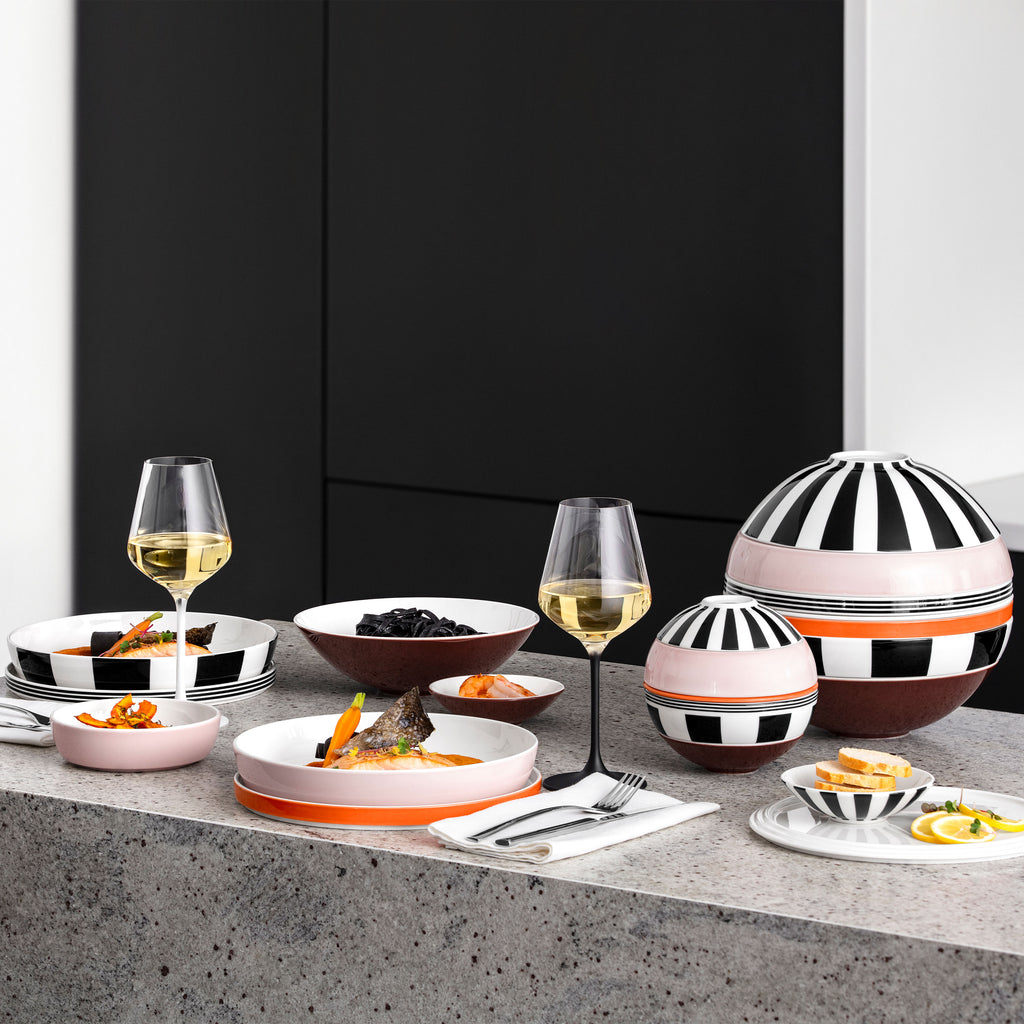 La Boule Dinnerware set