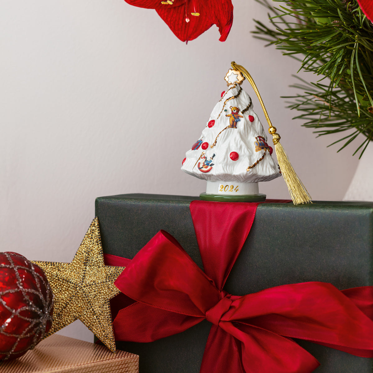 Christmas Classics Christmas ornaments