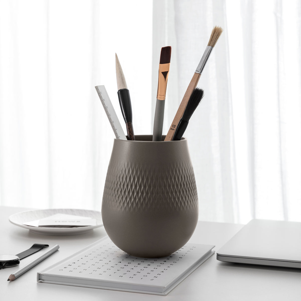 Manufacture Vase
