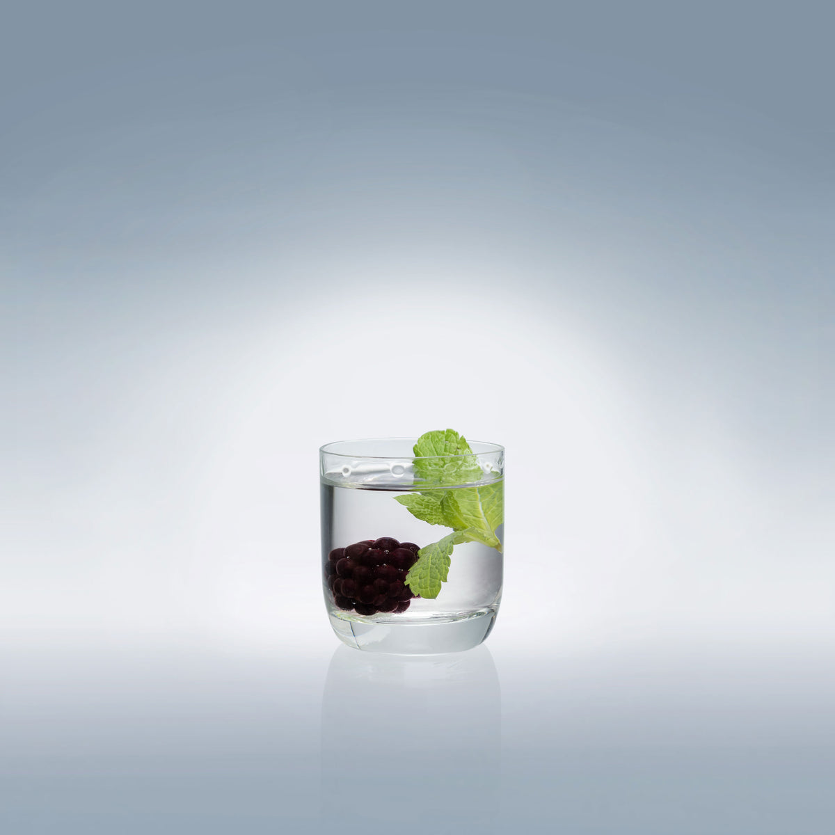 La Divina Schnapps glass