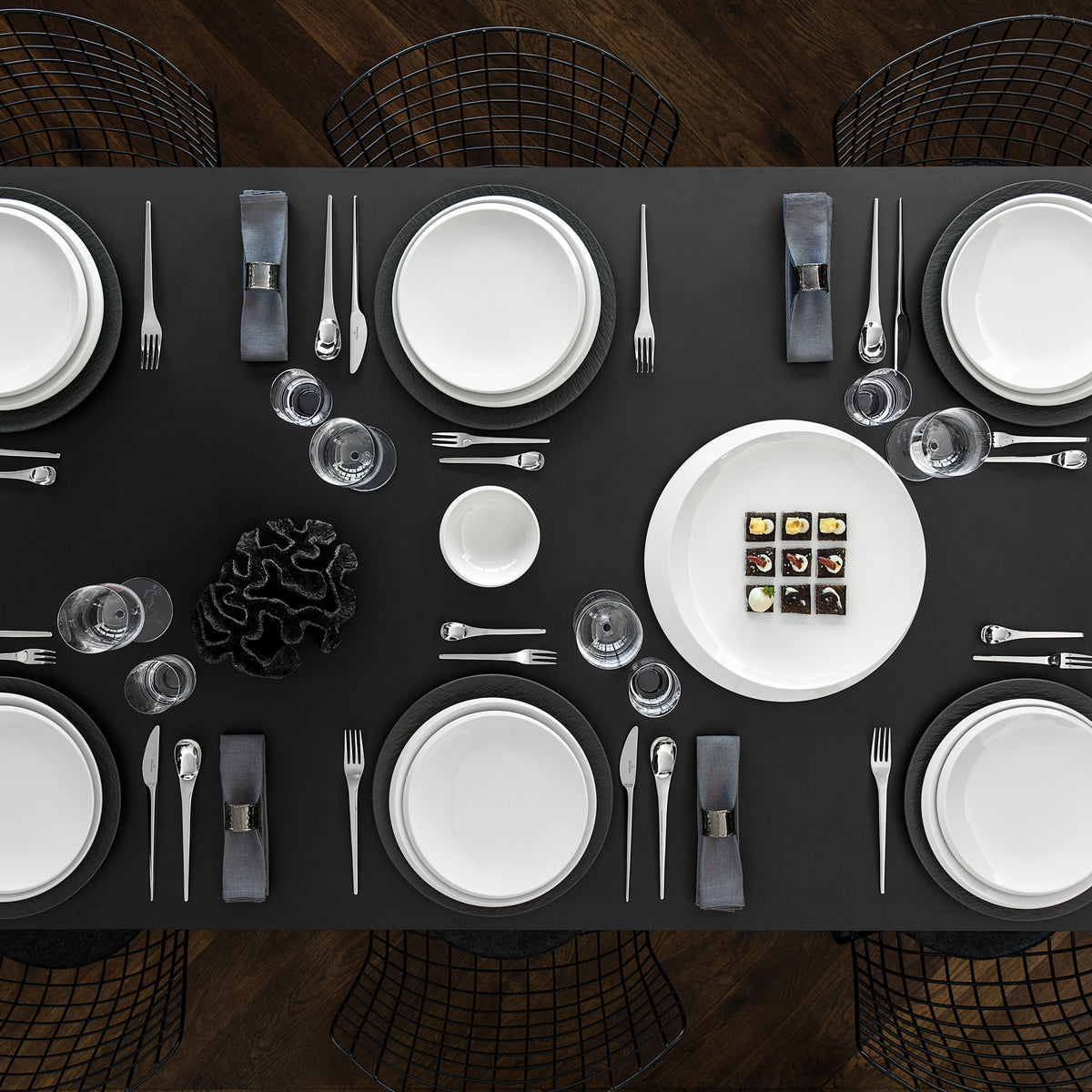 NewMoon Serving/ Under Plate