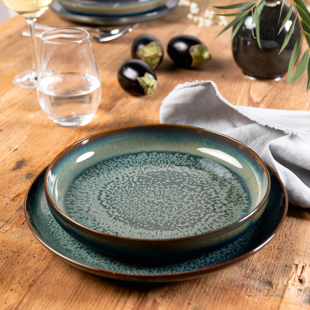 Crafted Dinnerware set