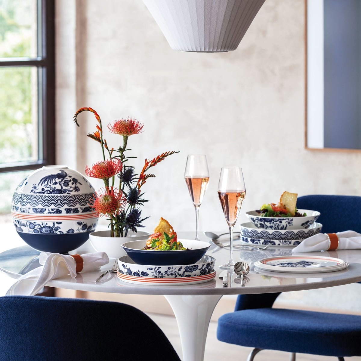 La Boule Dinnerware set