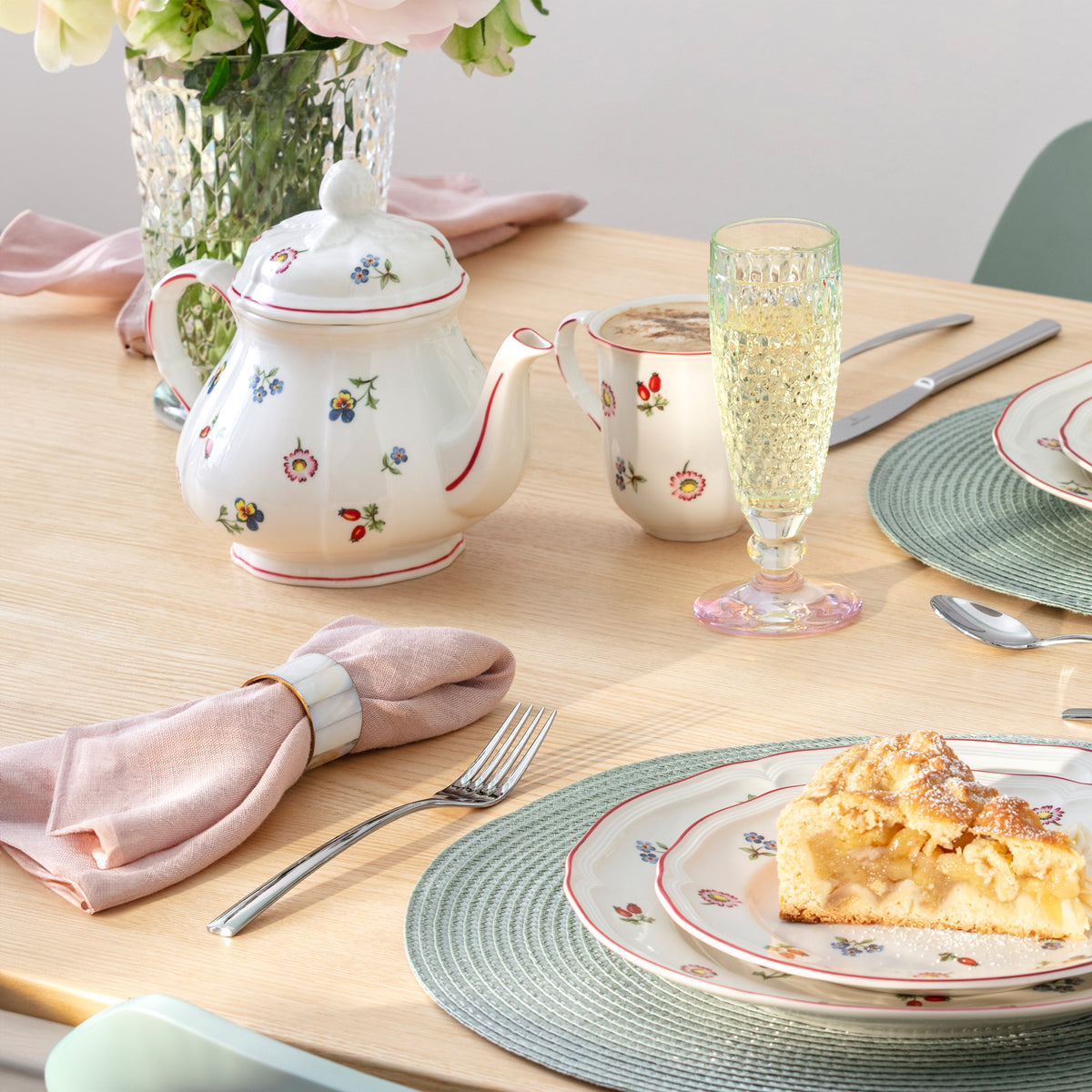 Petite Fleur Teapot
