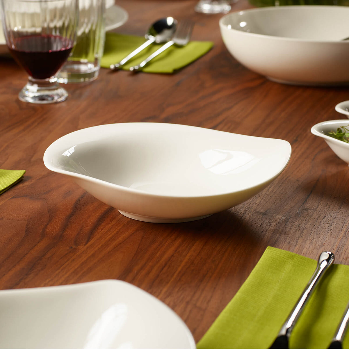 New Cottage Serving Bowl