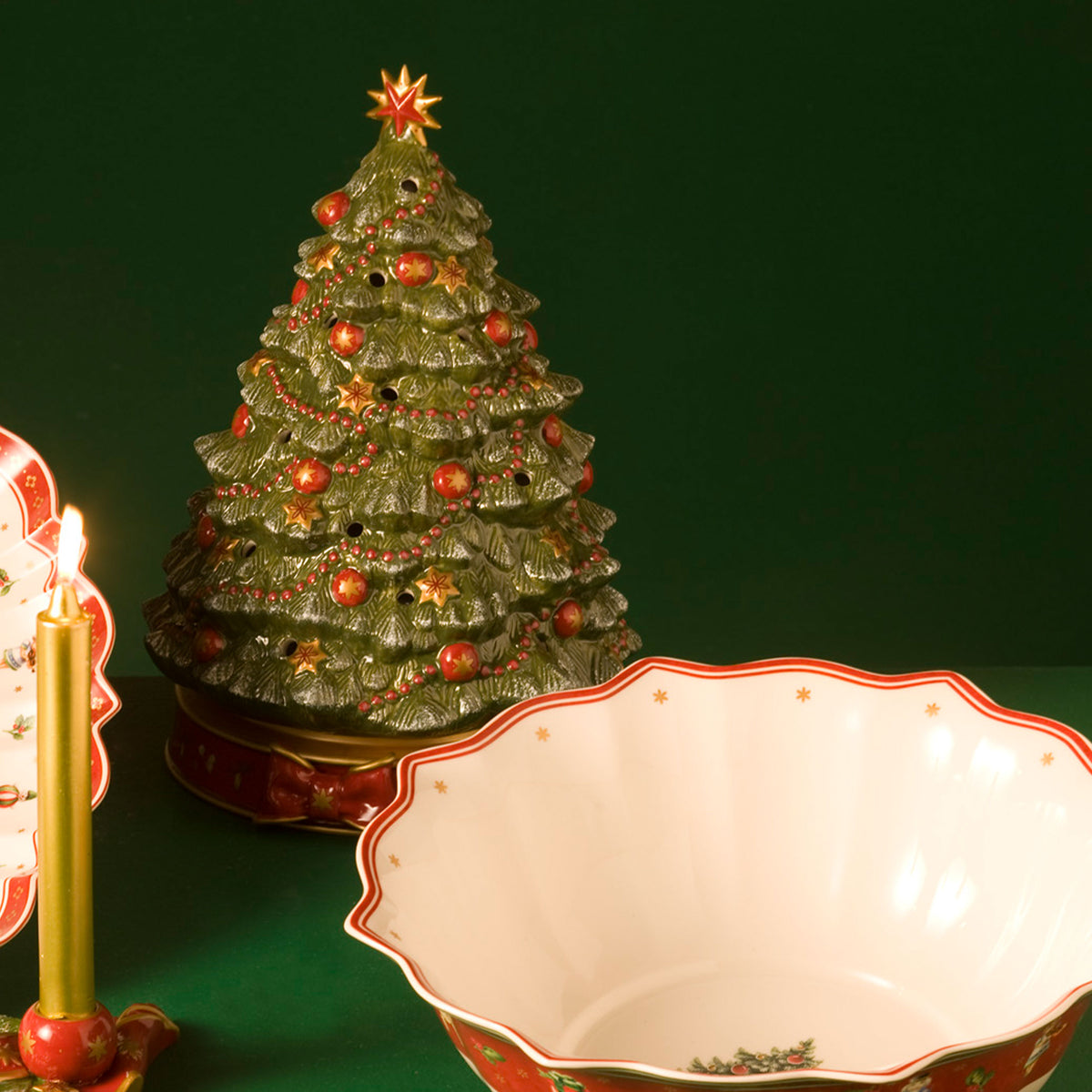 Toy's Delight Christmas music box