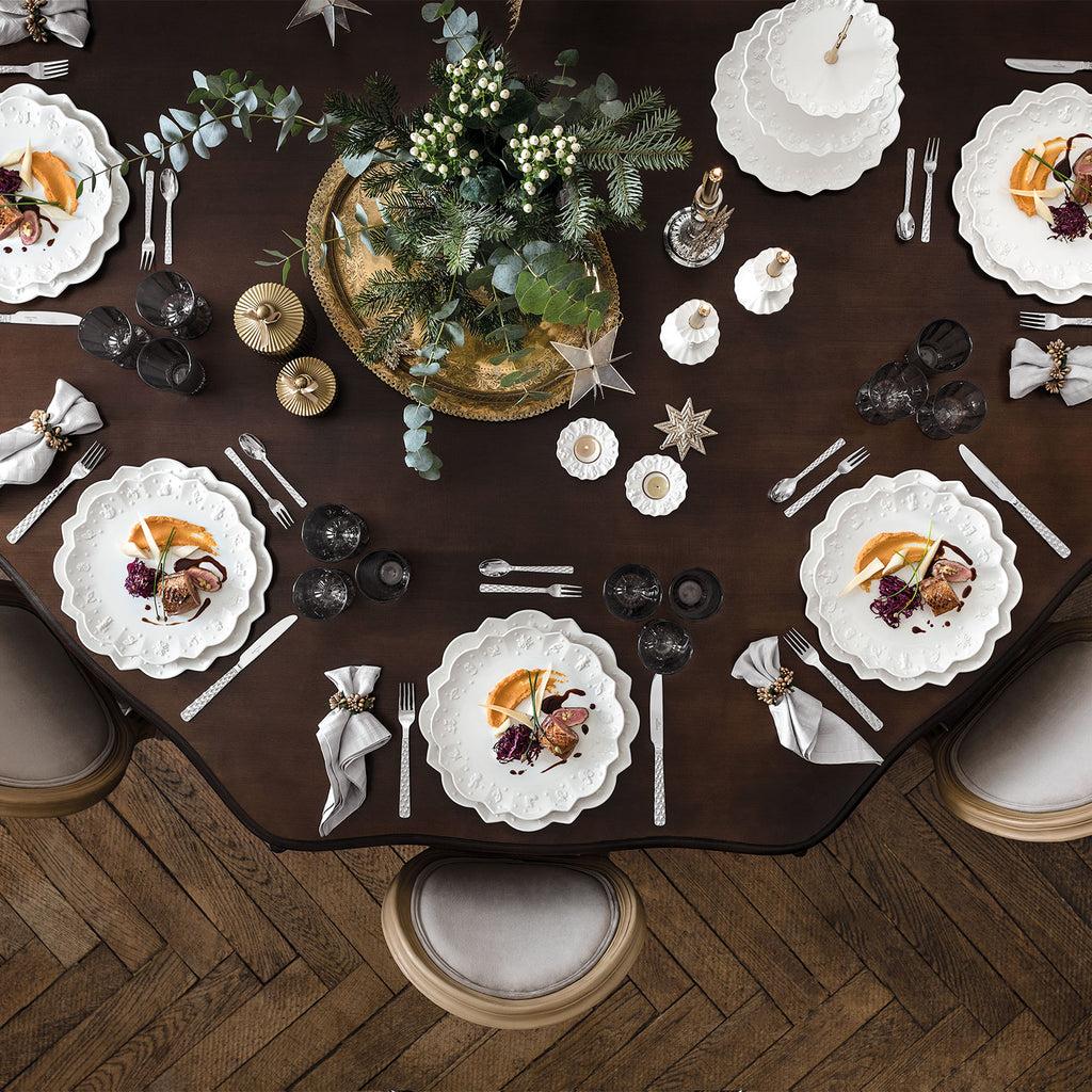 Toy's Delight Royal Classic Serving/ Under Plate