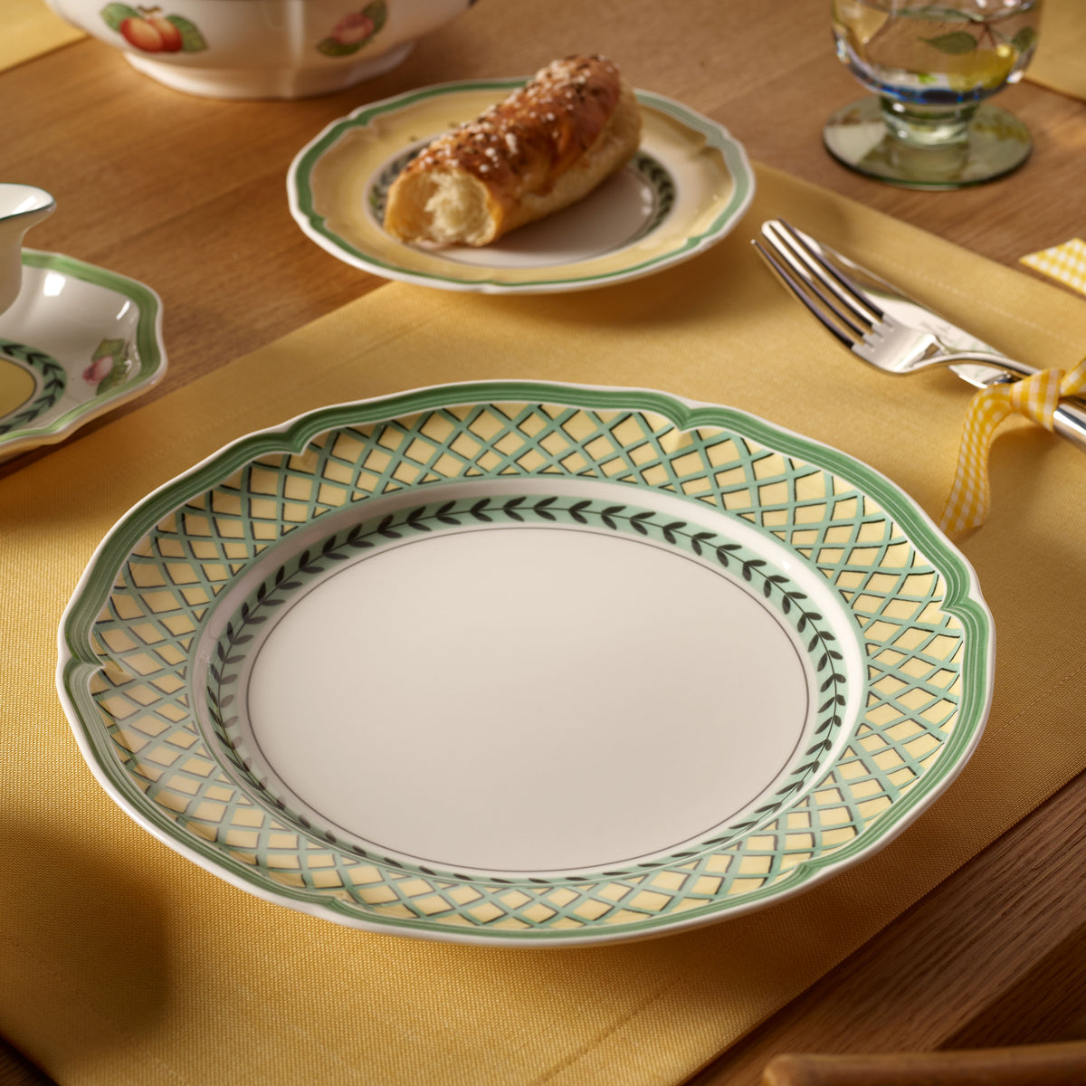 French Garden Dinner plate