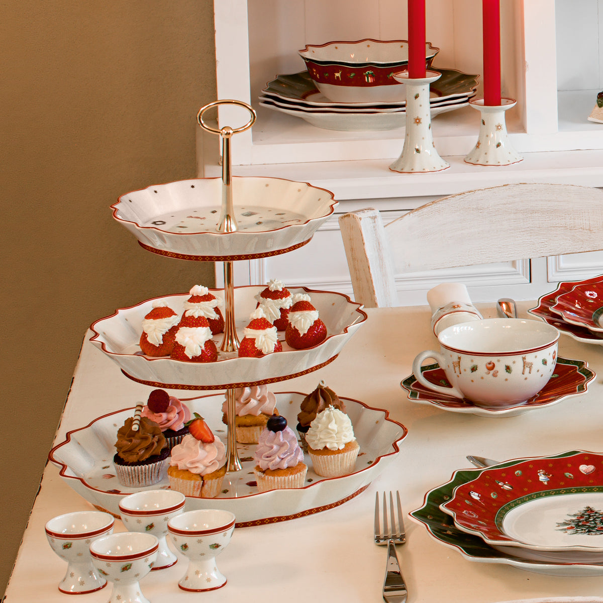 Toy's Delight 3 Tier Stand