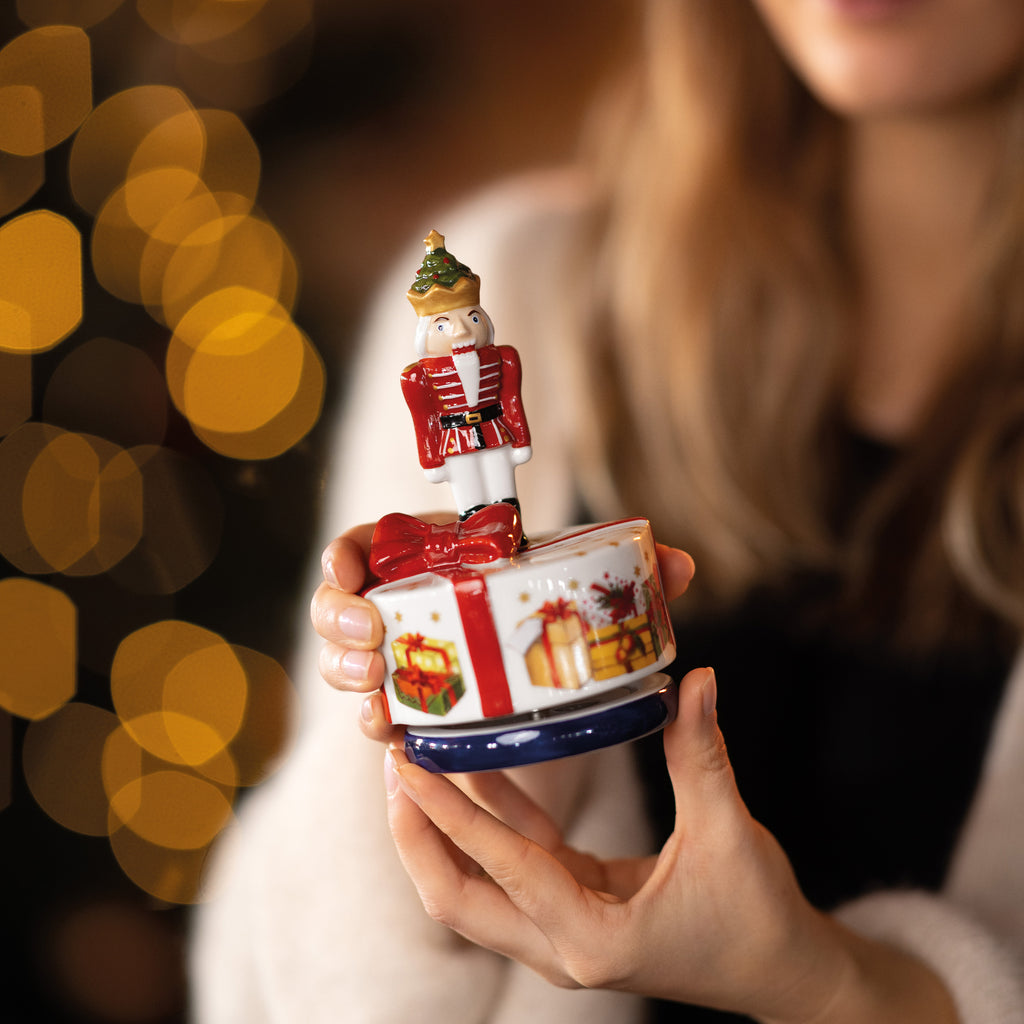 Nostalgic Melody Christmas music box