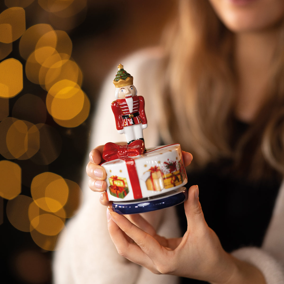 Nostalgic Melody Christmas music box