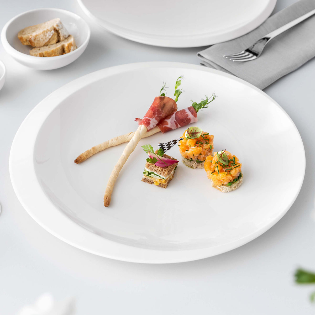 NewMoon Serving/ Under Plate