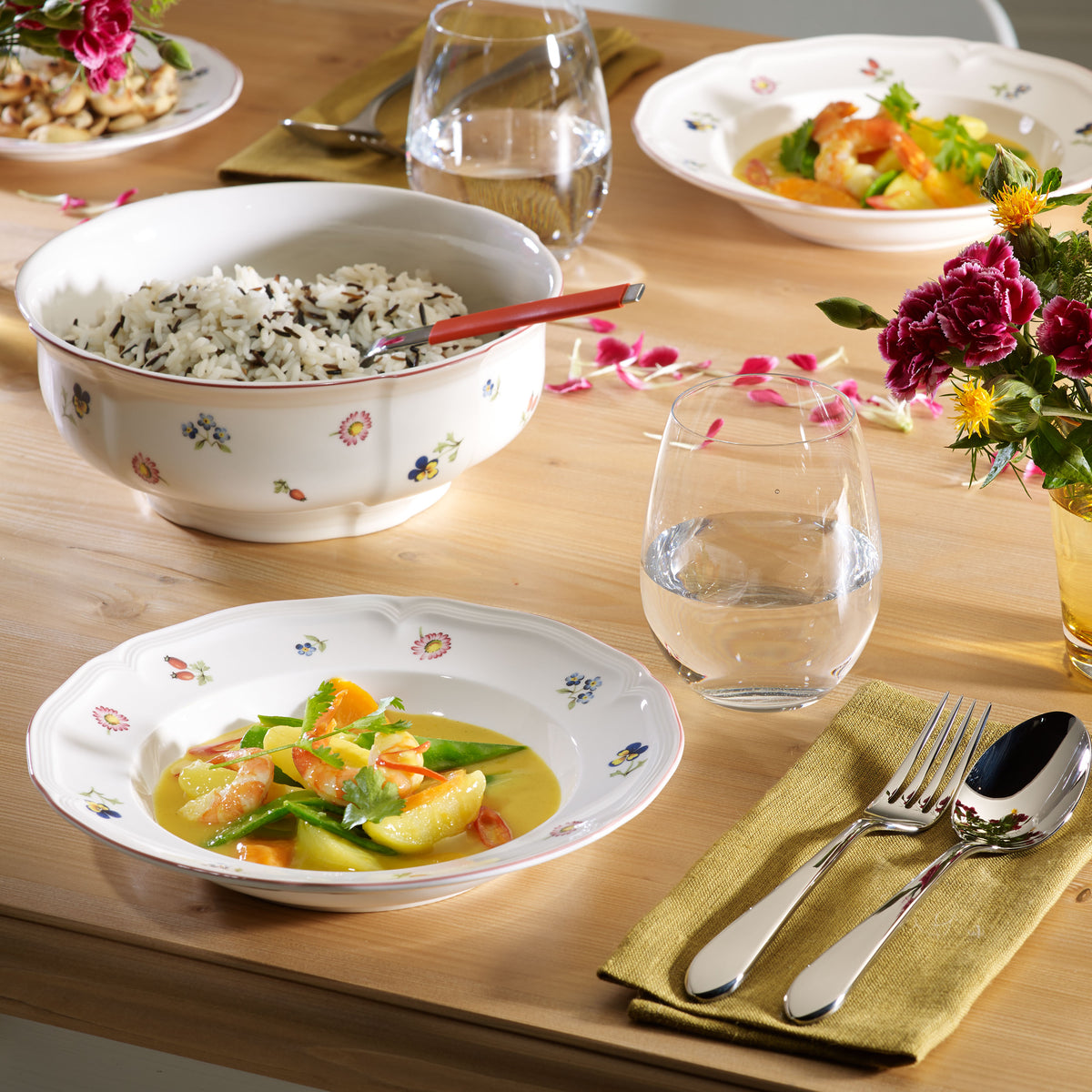 Petite Fleur Appetizer/ Dessert Bowl