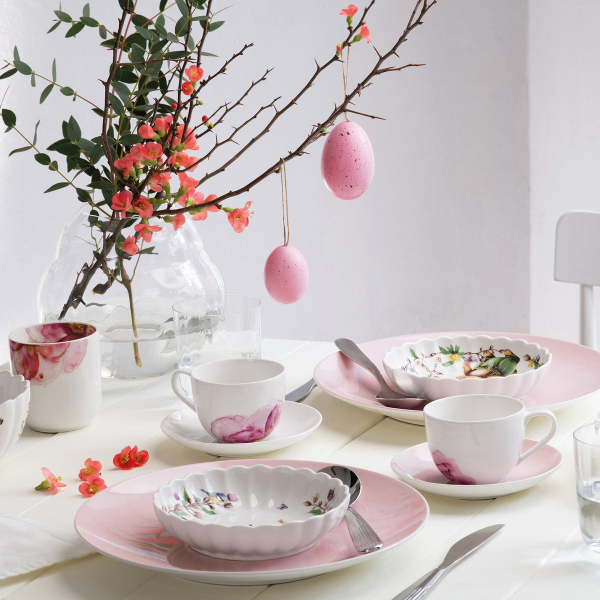 Rose Garden White coffee cup saucer