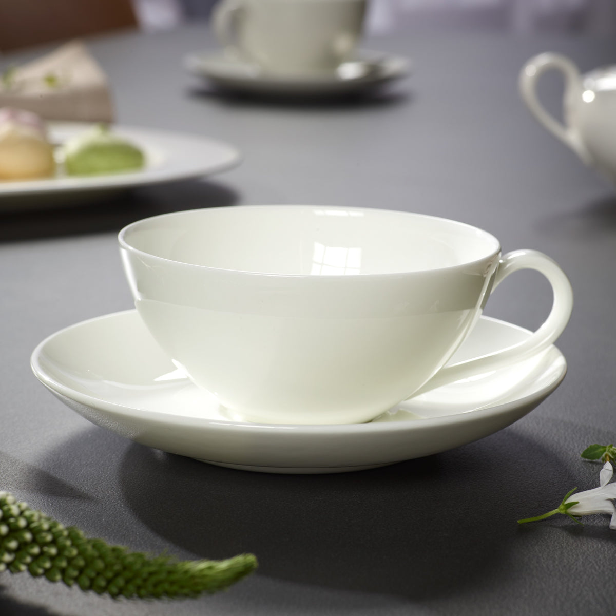 Anmut Cappuccino cup saucer