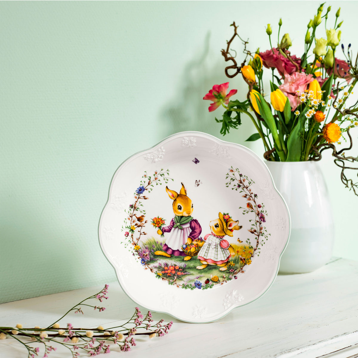 Spring Fantasy Centerpiece bowl